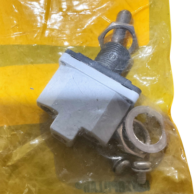 8N-0694 - Single Pole  Double Throw 28 Volt Toggle Switch